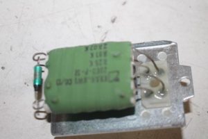 17804368 – 8A0959263B – Kachel Weerstand