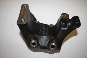 17802488 – 04L131159C – Stütze (sonstige)