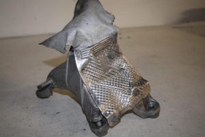 17804557 – 8K0199308BK – Motorsteun