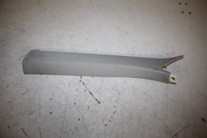 17812048 – 4G8867233BHF6 – Stijl links-voor