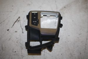 17814520 – 4M1713111DMNC – Standenschakelaar automaatbak