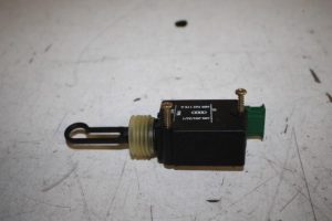 17810669 – 4B5962115A – Tailgate lock mechanism