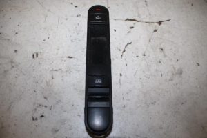 17824376 – 8N7959557DB98 – Afdekplaat diversen