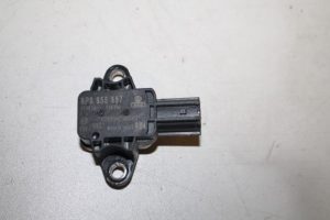 17826262 – 8P0955557 – Airbag Sensor