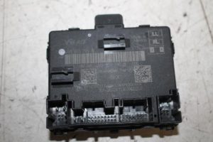 17813029 – 4M1959795B – Centrale Deurvergrendelings Module