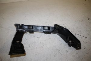 17813805 – 4G8807363B – Bumpersteun links-achter