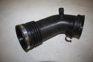 17821503 – 8T0129599 – Air intake hose