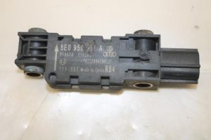 17801380 – 8E0959651A – Airbag Sensor