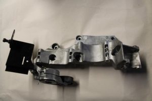 17787512 – 06A903143P – Dynamosteun boven