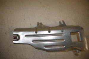 17831980 – 8J1864775A – Steun (diversen)