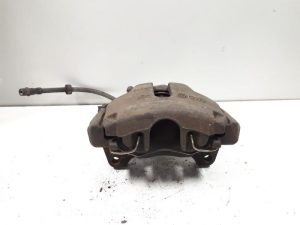 18742036 – 4B0615123 – Remklauw (Tang) links-voor