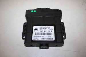 17820338 – 09D927750A – Computer Automatische Bak