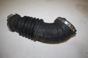 17826493 – 06H129629C – Aanzuigslang Lucht