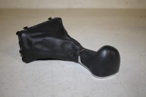 17818159 – 4G2713139PQPY – Versnellingspook