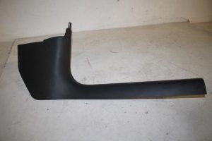 17822284 – 8K1867272D4PK – A-stijl Afdekkap rechts