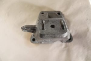 17787523 – 8D0199308D – Motorsteun