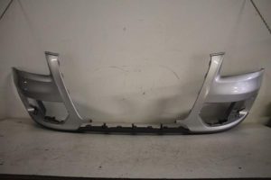 17807776 – 8R0807108 – Stoßstange vorne