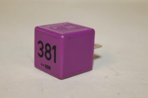 17789685 – 431951253G – Relais