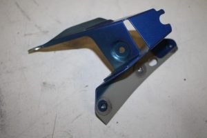 17819200 – 4G8821135D – Steun (diversen)