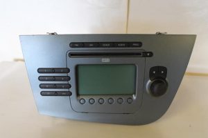 17792255 – 1P1035186BN87 – Radio