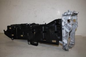 17819593 – 4M0863243C – Middenconsoles