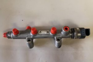 17793961 – 059130090BA – Kraftstoffverteiler