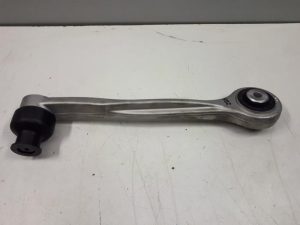 21397730 – 4H0407506E – Front wishbone, right