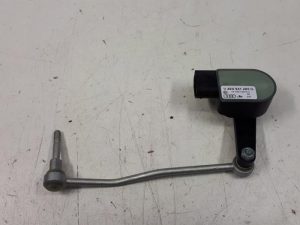 22060371 – 4E0941285G – Xenon hoogteregelaar