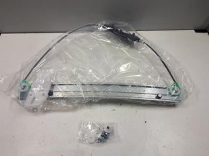 18394041 – 8E0839462C – Rear door window mechanism 4-door, right