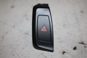 17815746 – 8K1941509V10 – Panikbeleuchtung Schalter