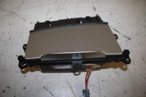 17814990 – 4M1863273A4PK – Opbergvak