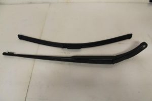 17793789 – 4F1955410 – Ruitenwisserarm voor