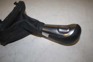 17819295 – 8P1713139LSKH – Gear stick