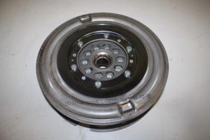 17827463 – 0B5105317R – Vliegwiel