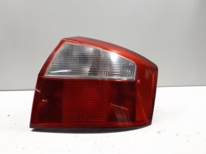 18885717 – 8E0945096C – Taillight, right