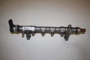 17825688 – 03L130089Q – Fuel distributor