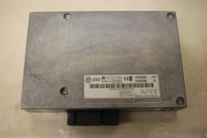 17801917 – 8T0862335B – Telefon Interface