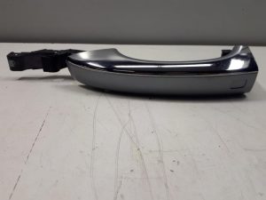 21204480 – 4H0837205CX7P – Türgriff 4-türig links hinten