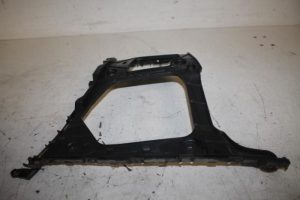 17815103 – 4M0807454 – Bumpersteun rechts-achter