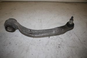 17831602 – 8E0407693AL – Draagarm links-voor