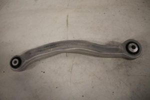 17822066 – 4M0505398P – Draagarm boven rechts-achter