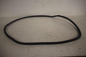 17808998 – 4G0831721A – Portierrubber 4Deurs links-voor