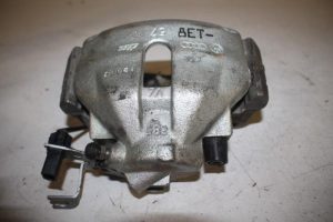 17806744 – 8E0615124A – Remklauw (Tang) rechts-voor