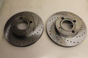 17795089 – 443615301B – Bremsscheibe vorne