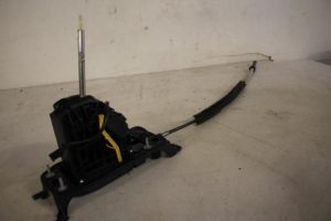 17820910 – 5Q2713025AA – Schakelstang