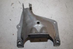 17806156 – 4G0399059A – Steun (diversen)