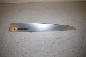 17809451 – 8R2853189BJ1NK – Dashboard sierlijst