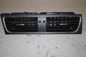 17815743 – 8T1820951EWVF – Luftgitter Armaturenbrett