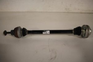 17825374 – 8R0501203C – Aandrijfas links-achter