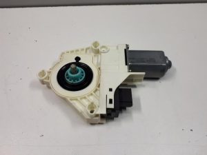 19325862 – 4F0959801B – Raammotor Portier